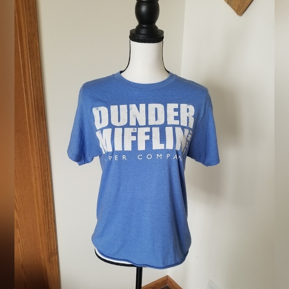 🎄 The Office Dunder Mifflin Inc T Shirt - Picture 1 of 4
